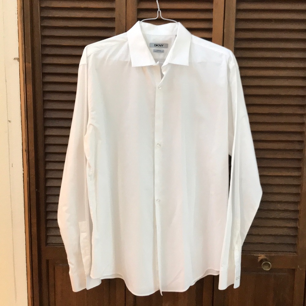 DKNY white button up shirt long sleeve ⭐️